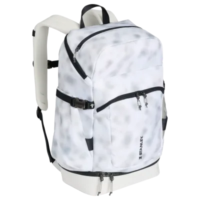 The Vitalize™ Backpack | 30.9 QT