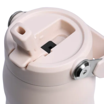 The IceFlow™ Bottle with Flip Straw Lid | 24 OZ