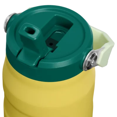 The IceFlow™ Bottle Flip Straw 2.0 | 24 OZ - Stanley Create