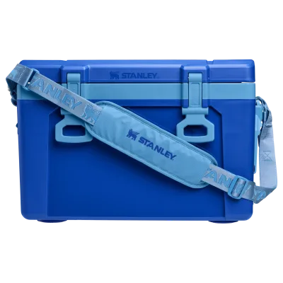 The Easy Carry Outdoor Cooler + Strap | 24 QT